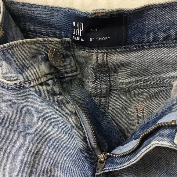 GAP Factory Blue 5" Mid Rise Distressed Denim Shorts With Washwell™ - Picture 8 of 12